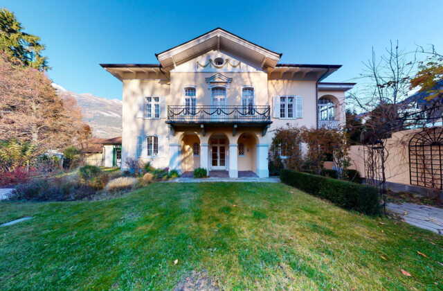12 Zimmer-Villa