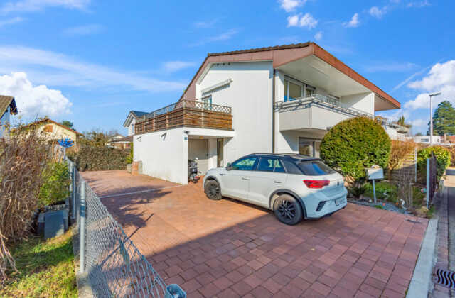 5 Zimmer-Einfamilien-Haus einseitig angebaut